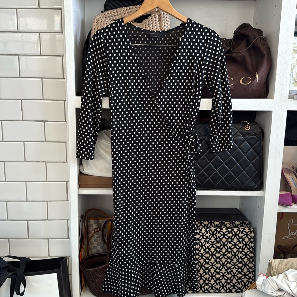 BCBGMAXAZRIA Black & White Polkadot Wrap Dress S